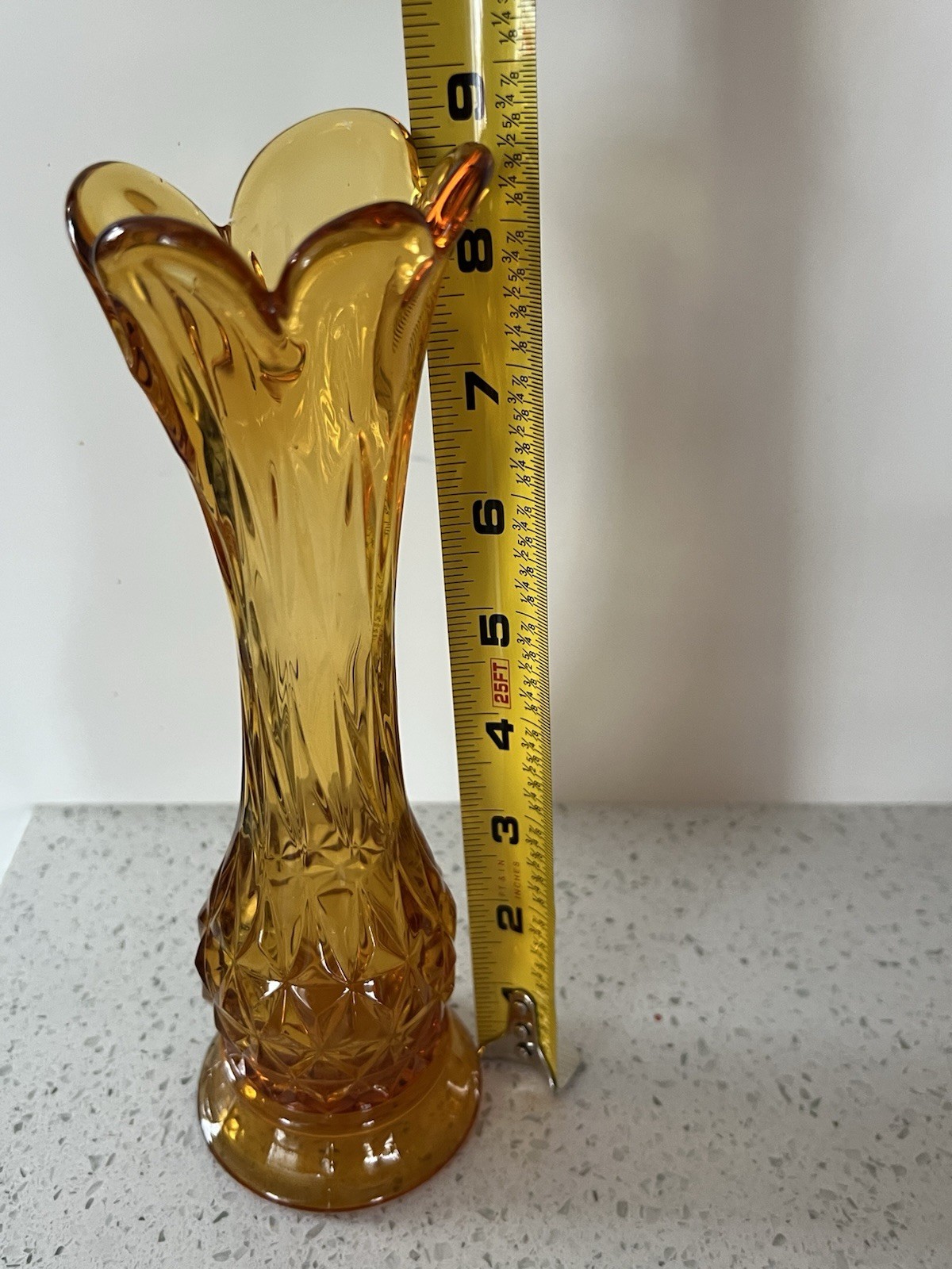 ￼ Vintage Rainbow, Amber swung diamond pattern 8 1/2 inch vase