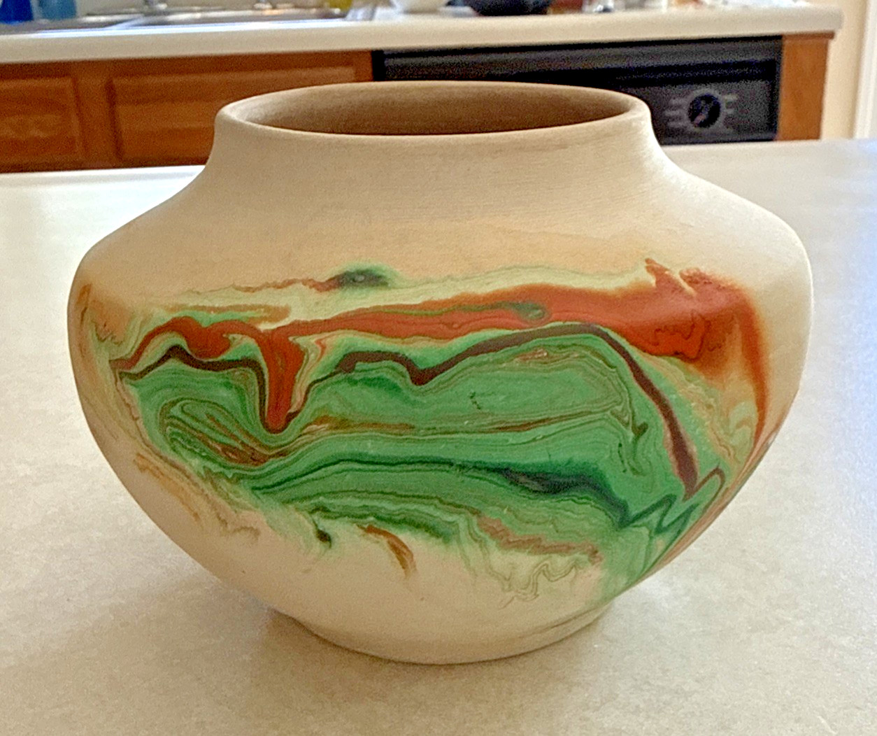 NEMADJI POTTERY USA Green Swirl Pottery Jar / Vase