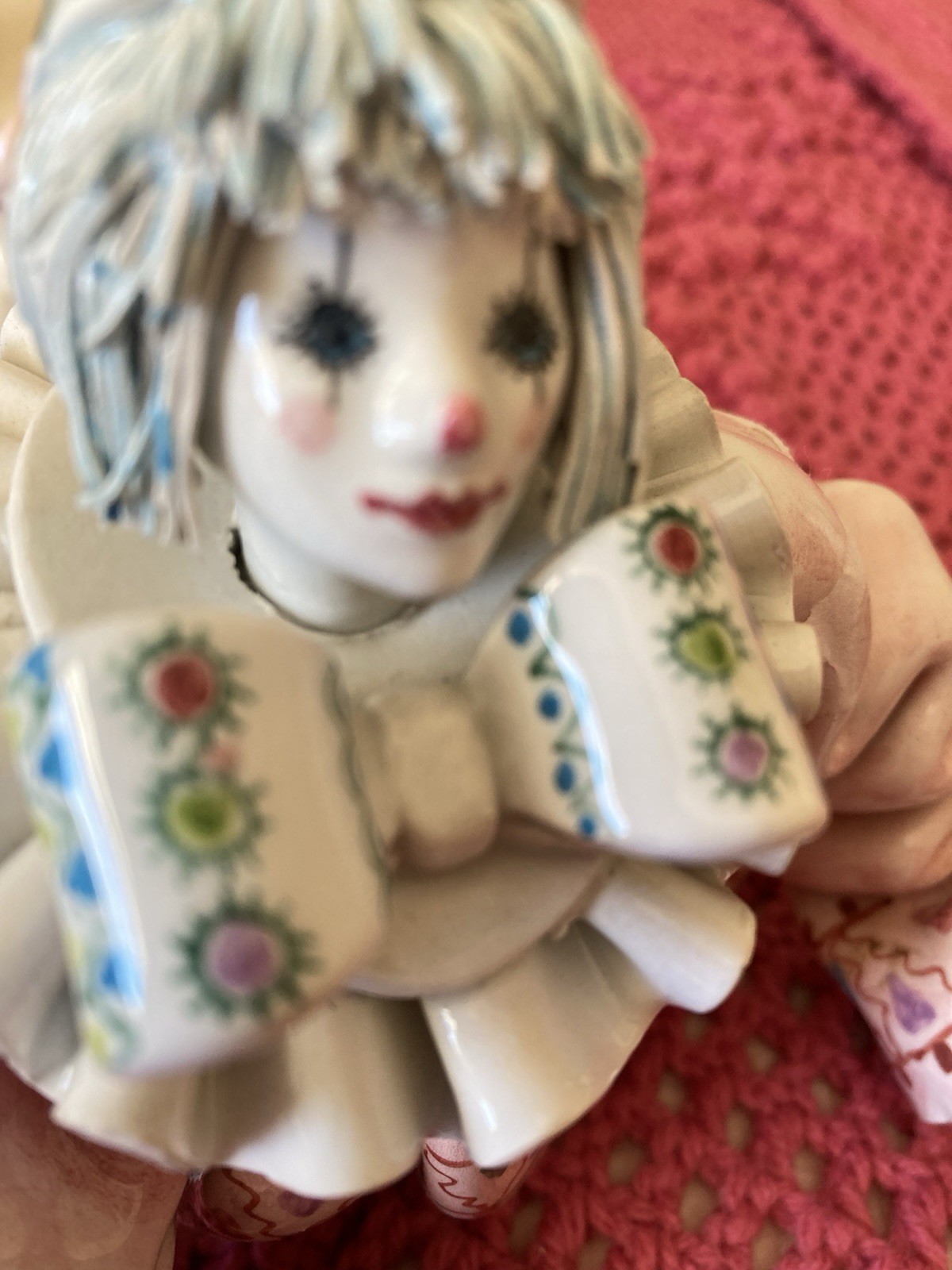 VTG 12” Gump Signed Italian Porcelain Pierrot Clown Laying Daisy Pink Green Blue