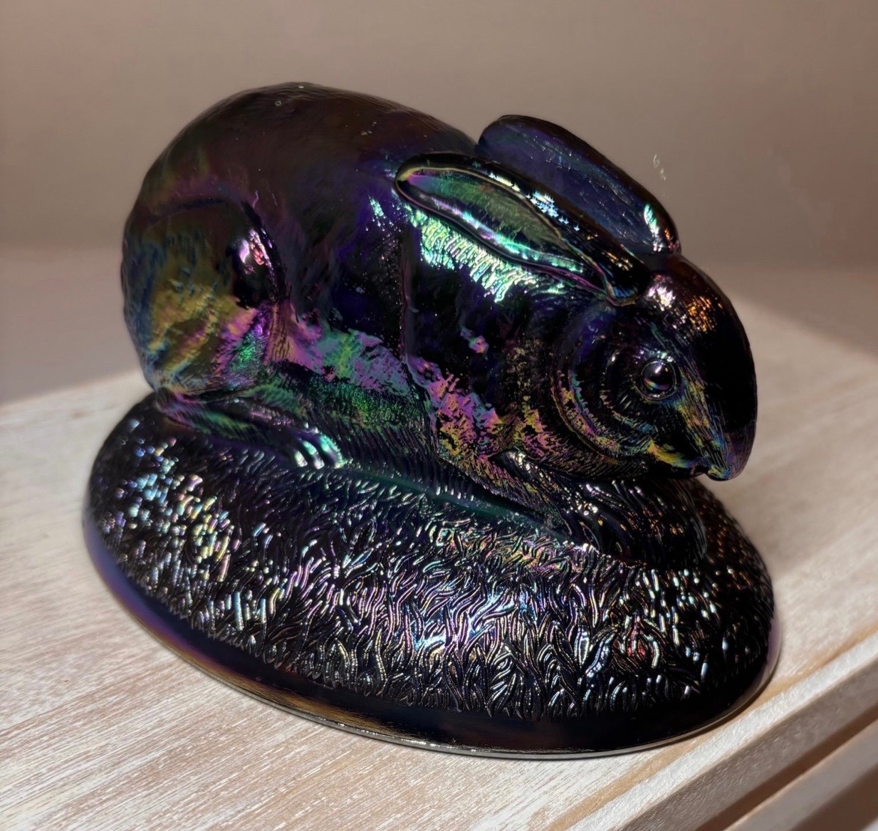 Rare Westmoreland Vintage Amethyst / Blue Carnival Bunny On Nest Top Only