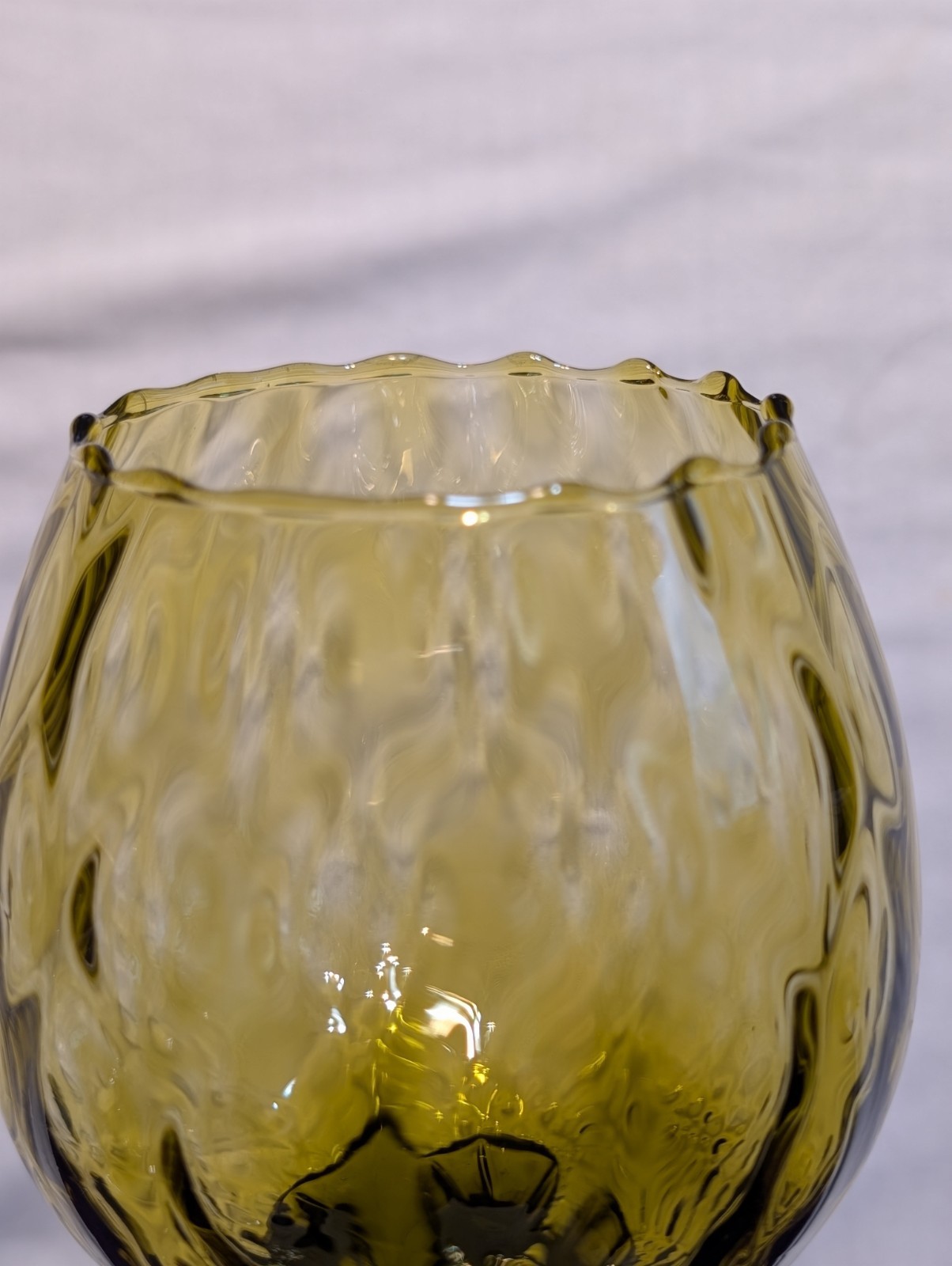 Vintage Empoli 10 3/4″ Tall Green Twisted Stem Art Glass Candle Holder Italy MCM