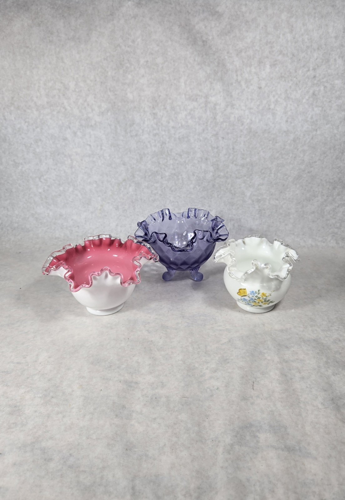 Lot 3 FENTON Ruffled Art Glass Bowls Vases Butterfly – Wisteria – Peach Ruffle
