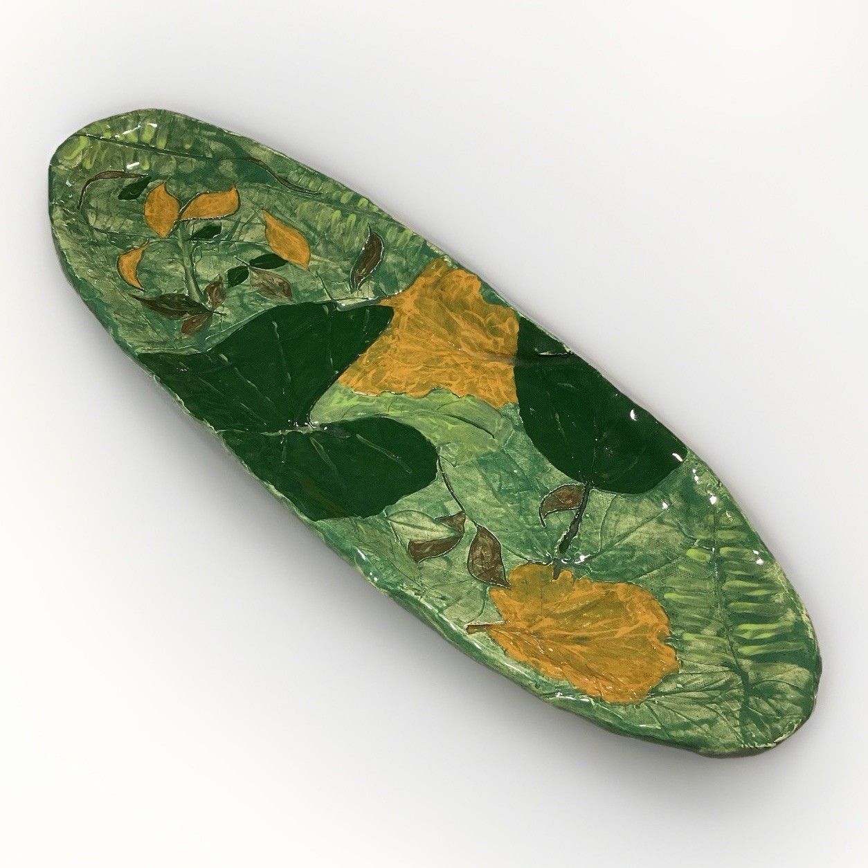 19×6.5×1″ Signed Studio Art Pottery Platter 2005 Greens Nature Leaves Low Relief