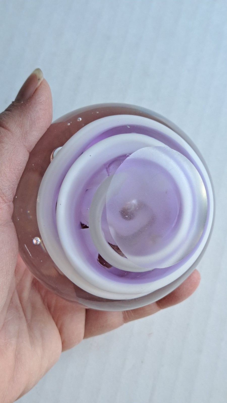 Vtg Art Glass Paperweight Round Controlled Bubbles Murano Style Purple Lavender