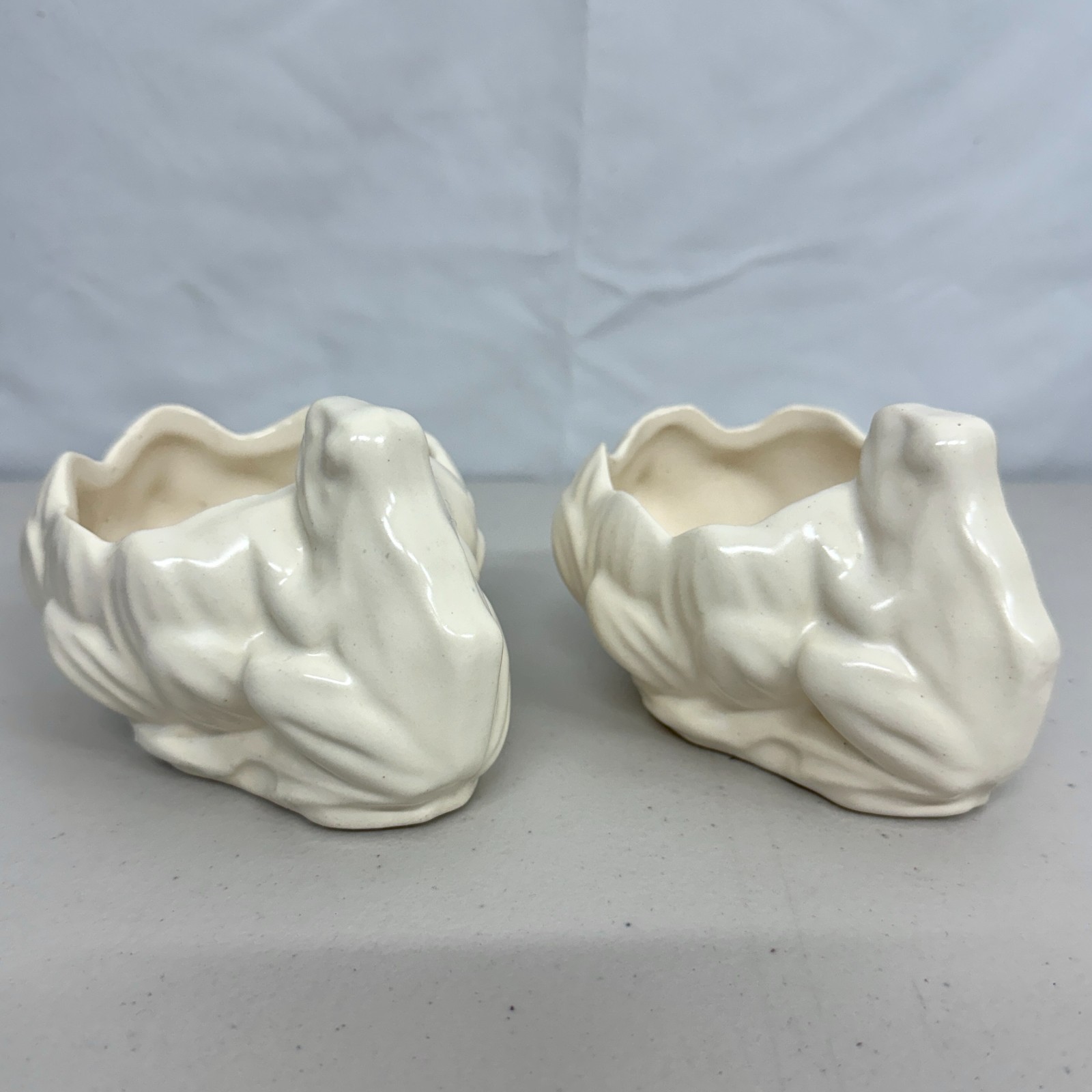 Vintage McCoy Ivory Cream Frog Lily Lotus Flower Planters Pair