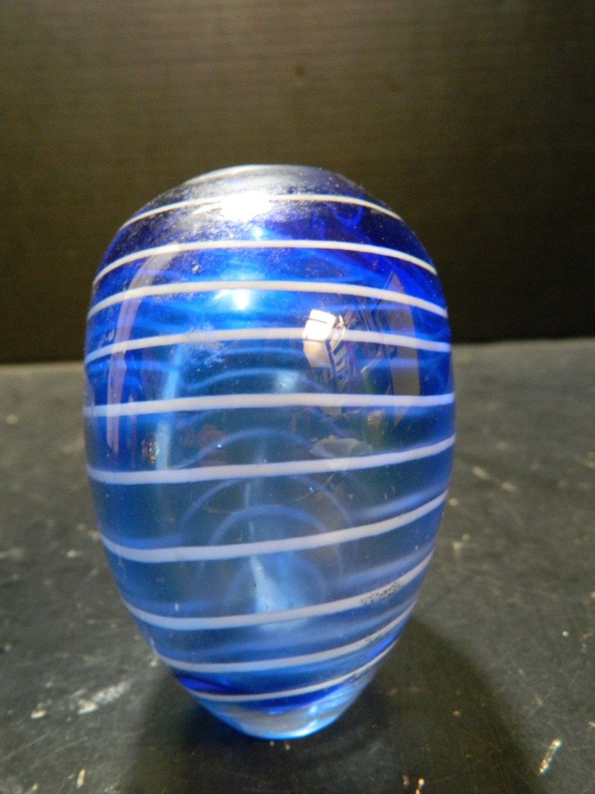 Vintage Murano Hand Blown Blue & White Striped Art Glass Heart Shaped Vase Ex