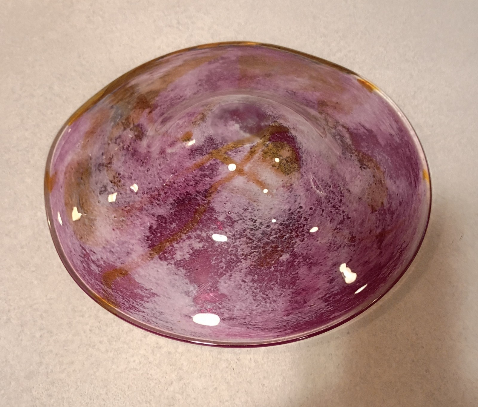 Signed Robert Eickholt Purple Swirl Sea Flowers Art Glass Shallow Bowl/Vase