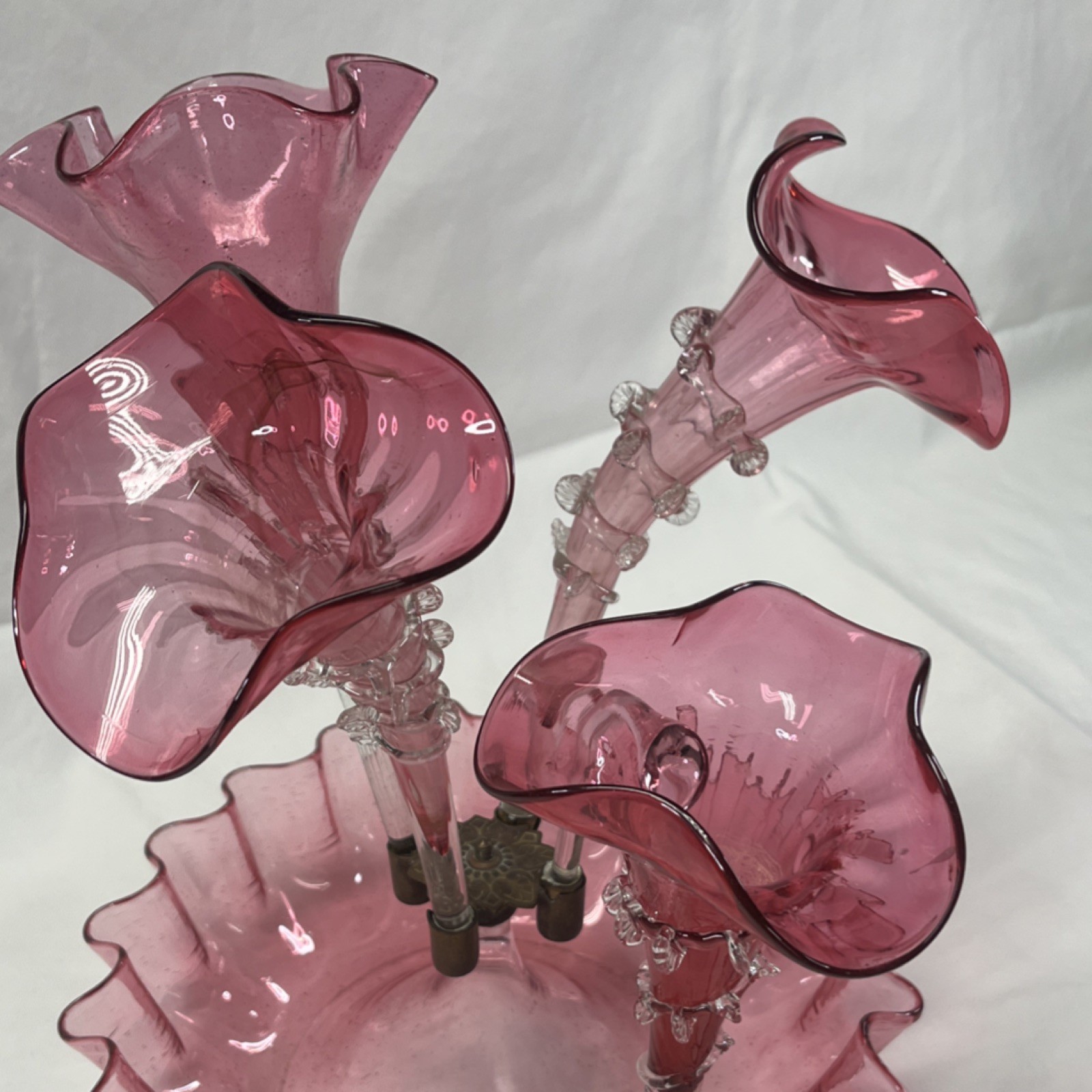 Victorian Pink Hand Blown Art Glass Epergne Vase with Ruffled Edge Free Shipping