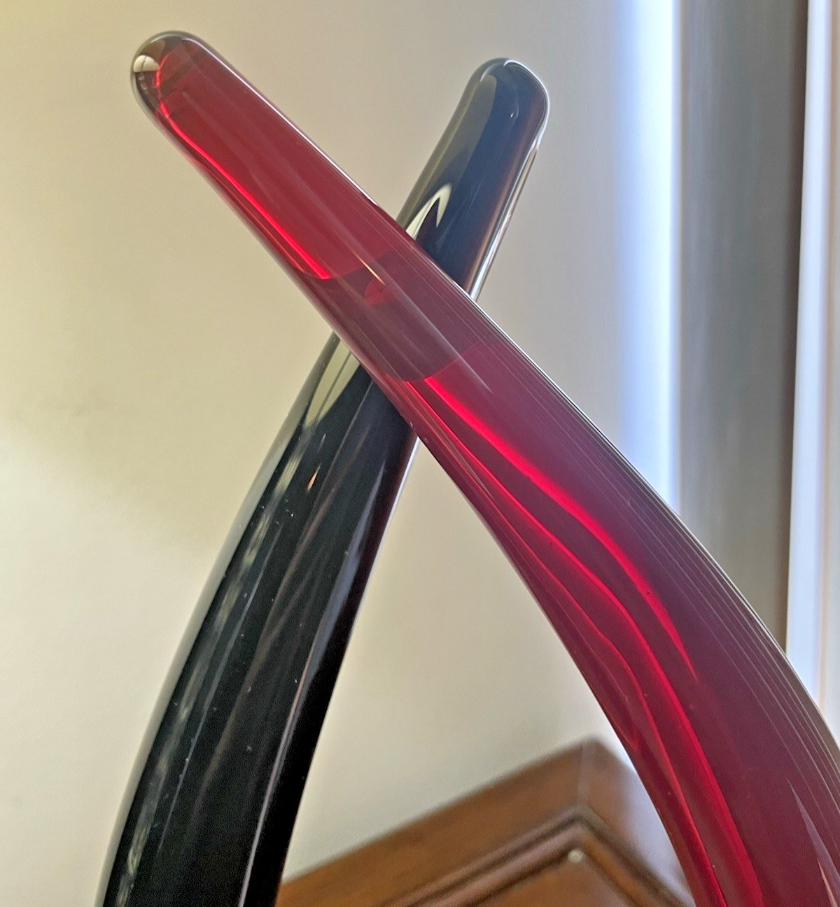 Red Black Murano Style Glass Art Swirl Sculpture Mid-Century Modern Decor Horns