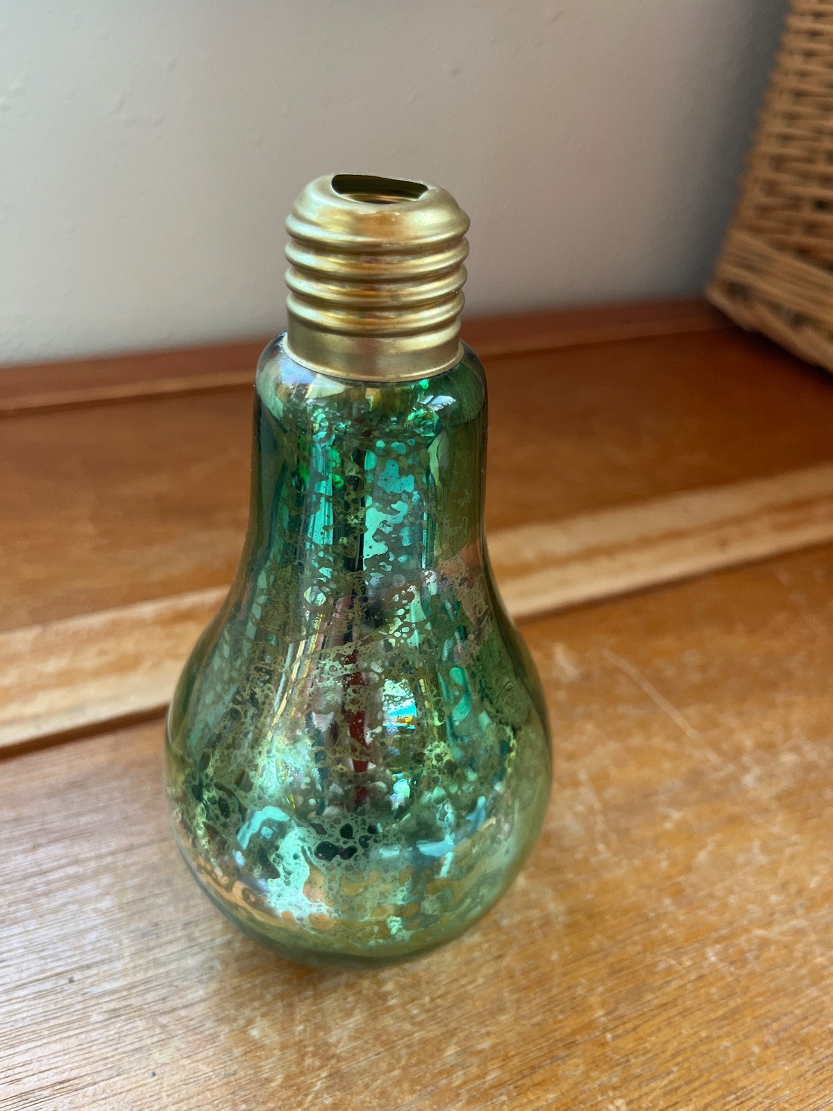 Unique Pretty Iridescent Green Thick Glass Light Bulb Shaped Bud Vase – 6 inches