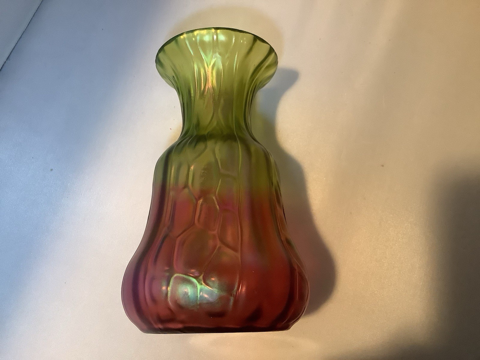 Antique Kralik Rubina Honeycomb Panel Iridescent Vase Green & Pink 5 1/4 Inch