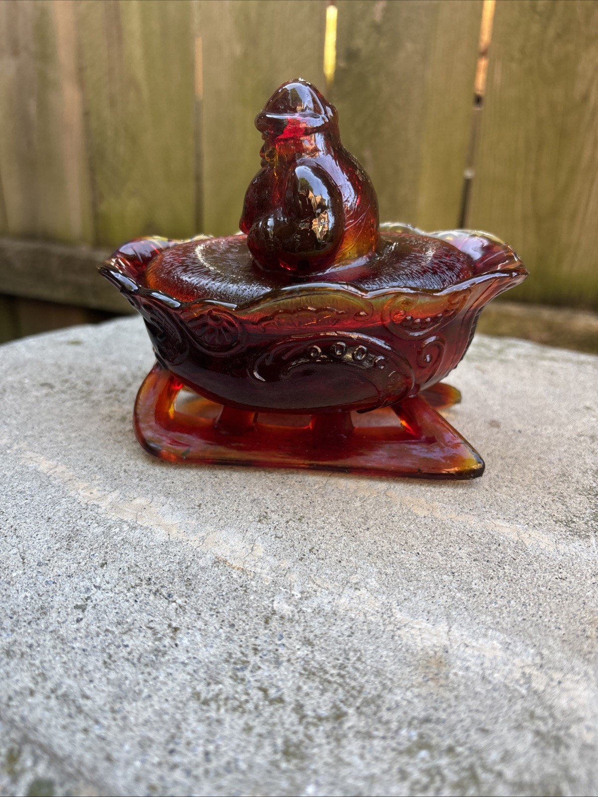 Westmoreland Amberina Ruby Red Carnival Glass Santa on Sleigh Covered Candy Dish