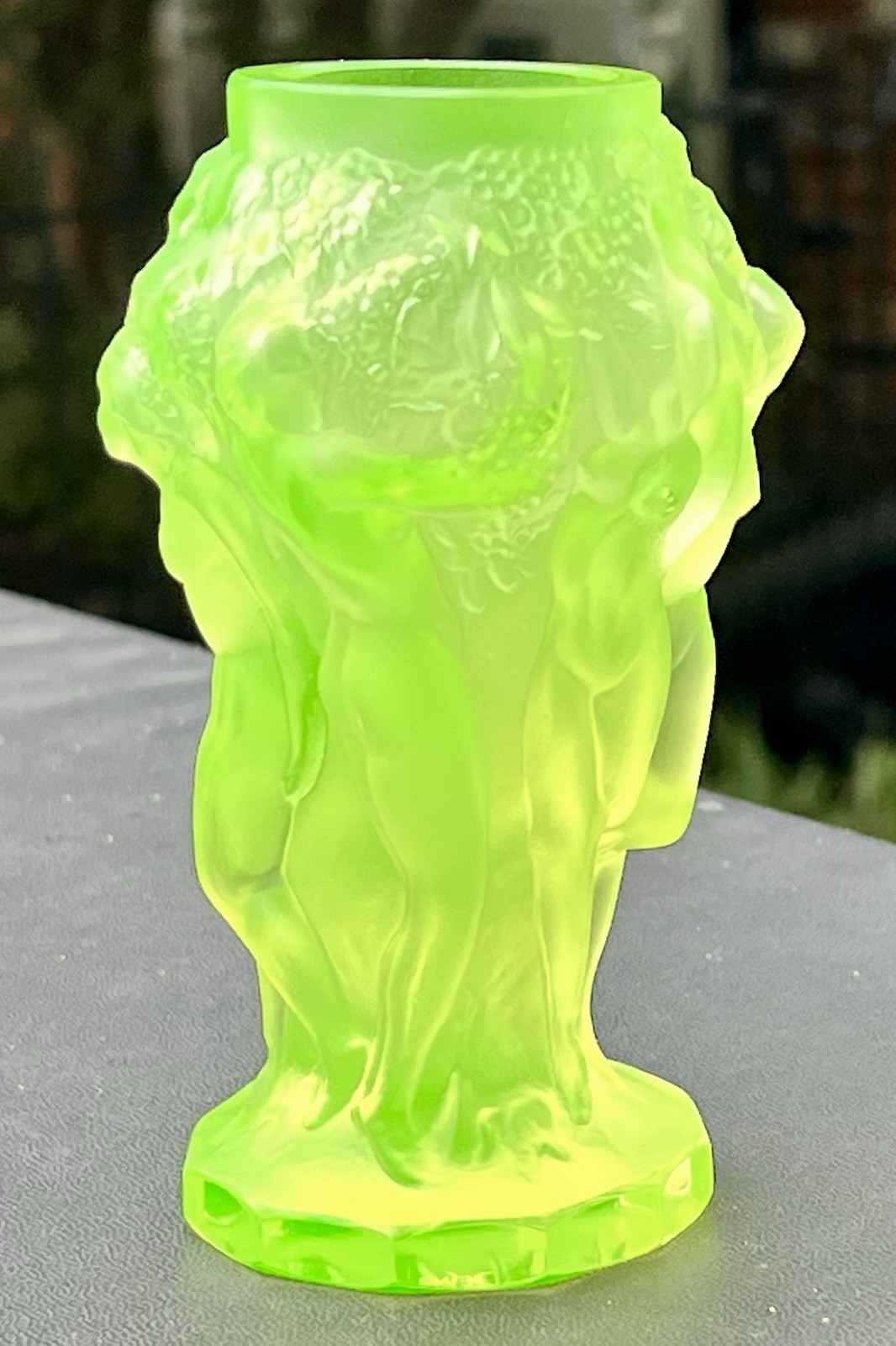Desna Bohemian Czech Crystal Art Deco Harvest Nudes Female VASELINE Glass Vase