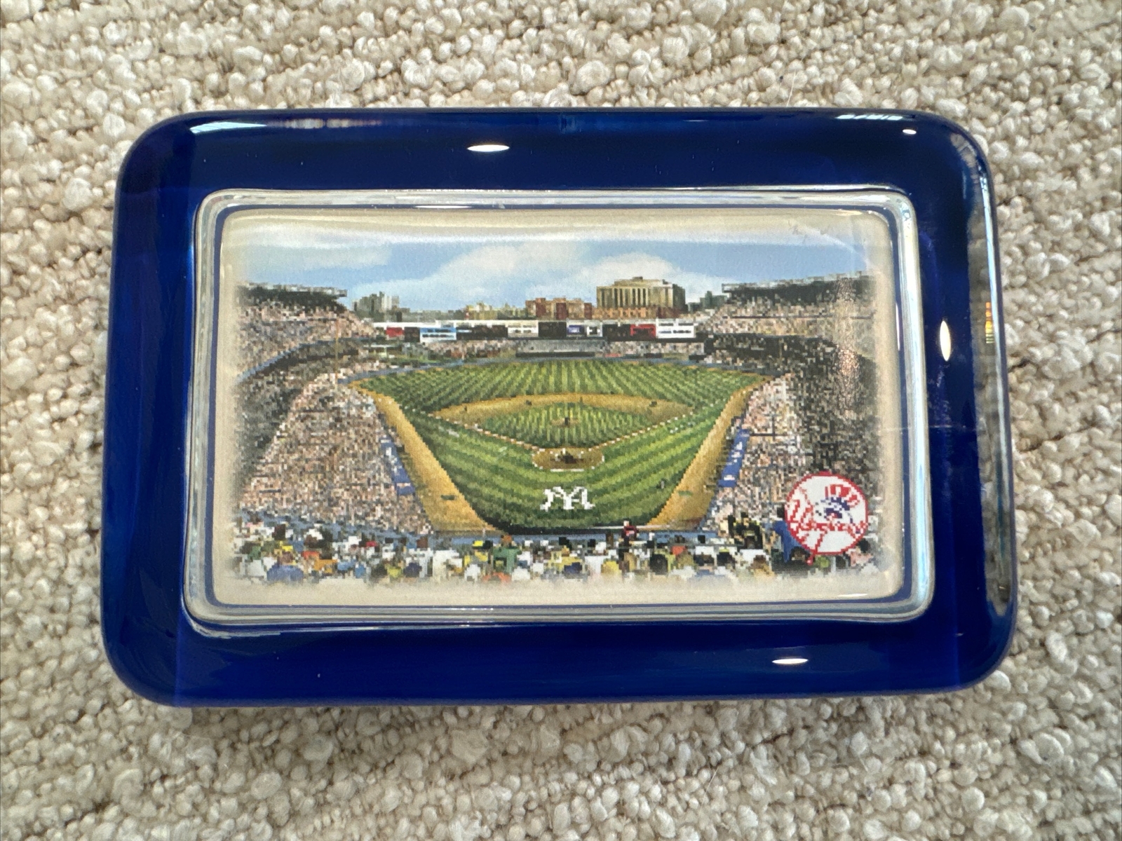 Eglomise Designs NY NEW YORK YANKEES YANKEE STADIUM Desktop Paperweight 4 1/2”