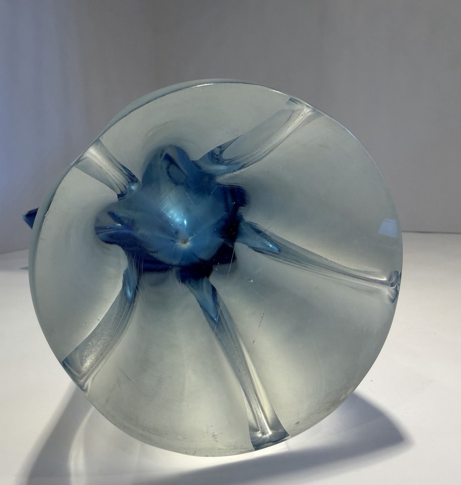 15” Hand Blown Murano Style Blue and White Jack In Pulpit Vase – See Details
