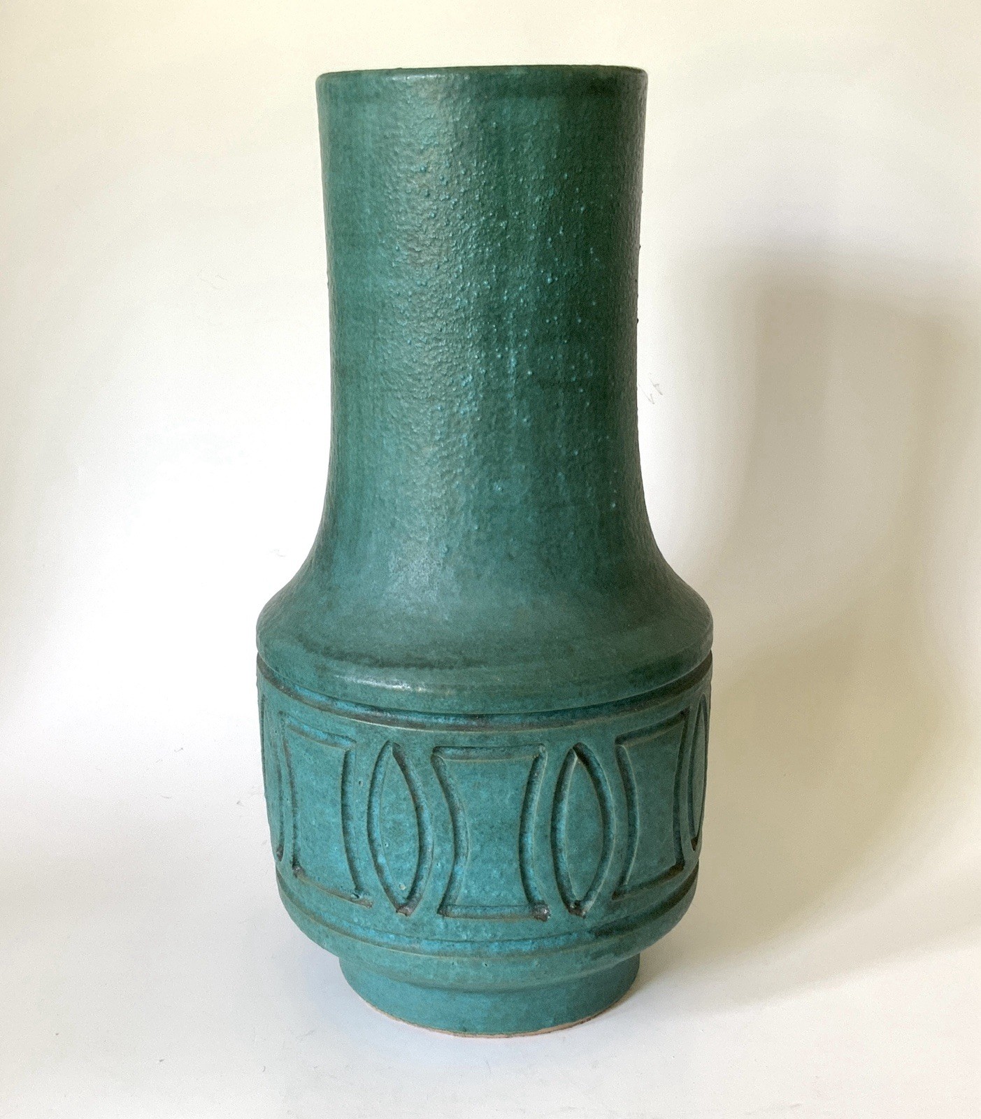 Towering Modern Abstract Pottery Vase Rosenthal Netter Alvino Bagni Italy 1970s