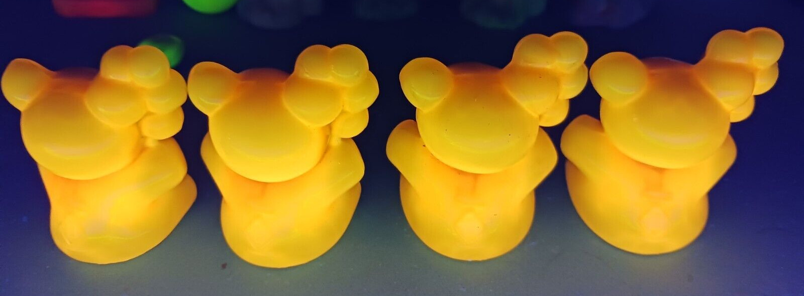 Boyd Art Glass Patrick the Balloon Bear ~ Sunglow made on 3-23-1990 Glows in UV