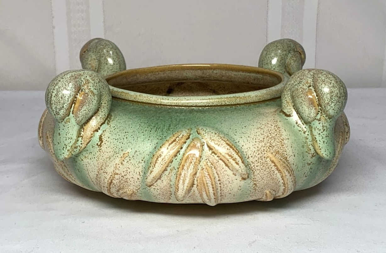 WELLER POTTERY, PATRICIA BOWL, WONDERFUL GLAZE, DUCK HEADS EXCELLENT CONDITION~~