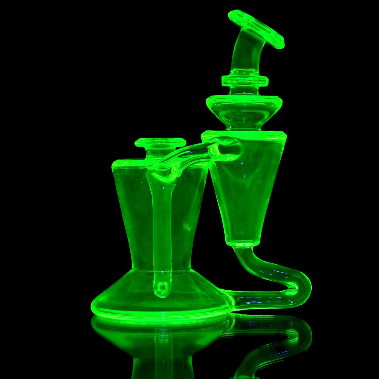 Captn Cronic Glass UV ReactiveIon RBR recycler banger Boro Heady Art Slurper rig