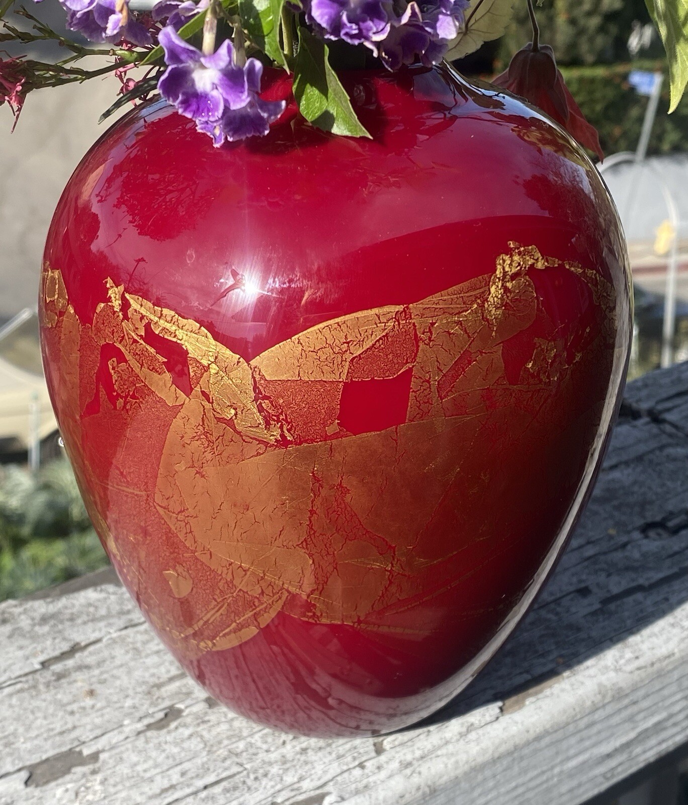 DONALD CARLSON SIGNED Art Glass VASE Hand-blown Cherry Red Gold 7.5″ Urn EUC