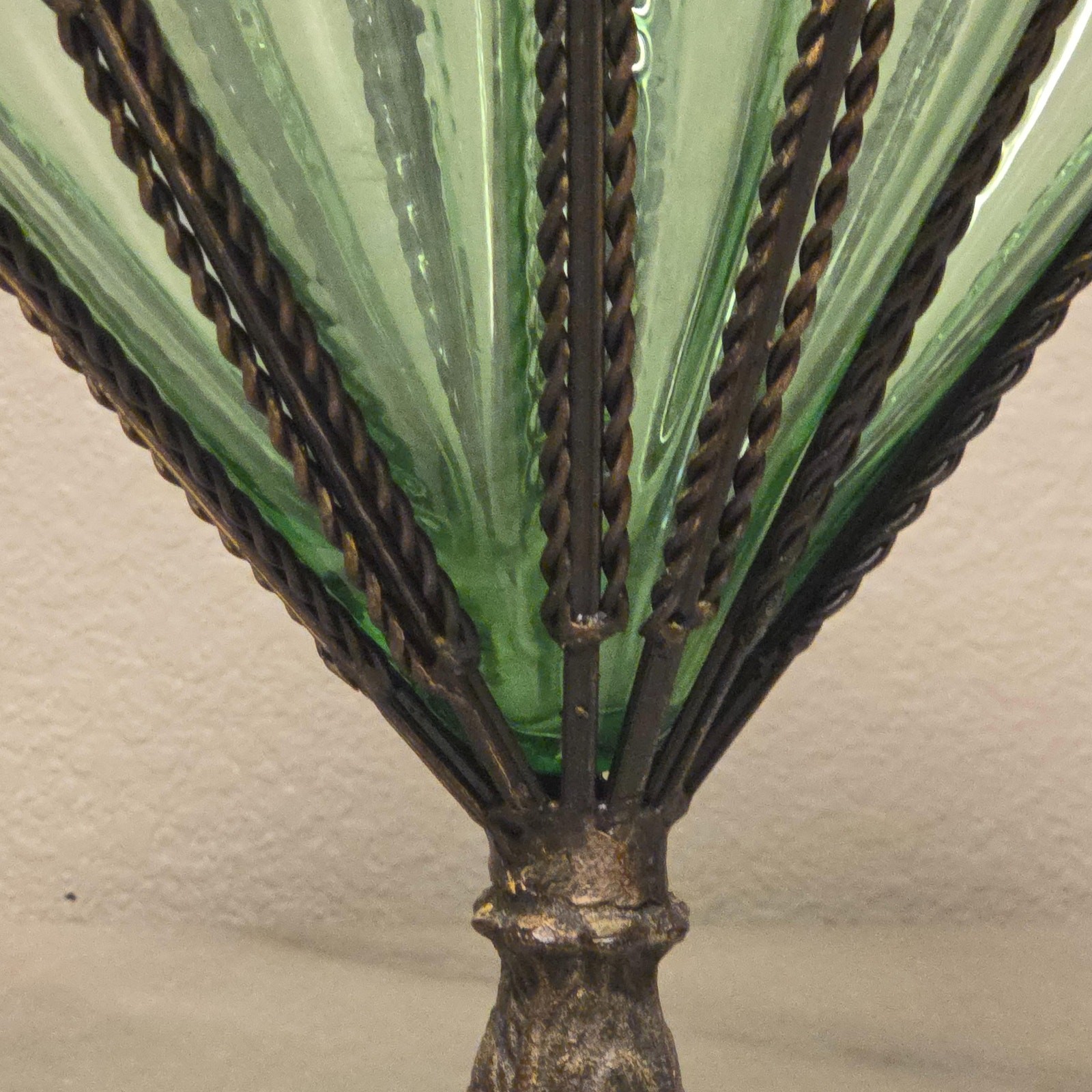Vintage Murano Green Glass Victorian Style Art Glass Decorative Rare Urn Vase