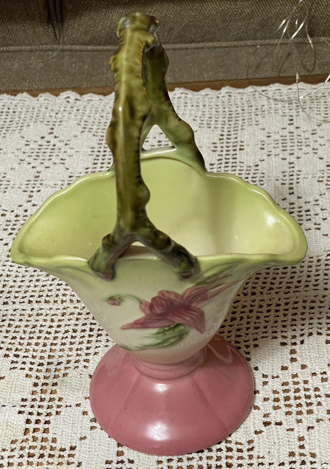 Hull Pottery W9-8 3/4 Woodland Pink & Green Handle Basket