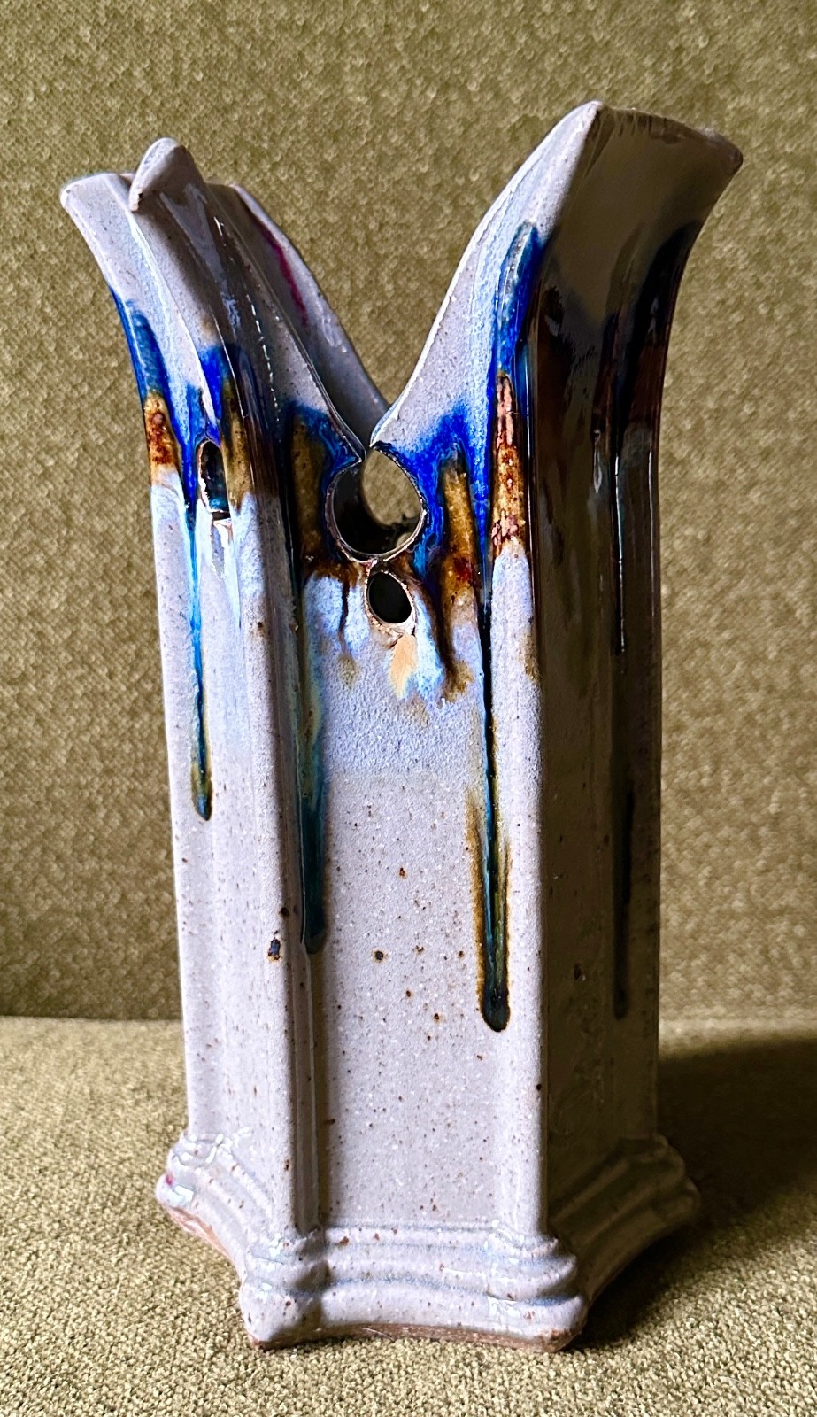 Studio Art Hemlock Pottery Abstract Tulip Vase – Signed by Artist