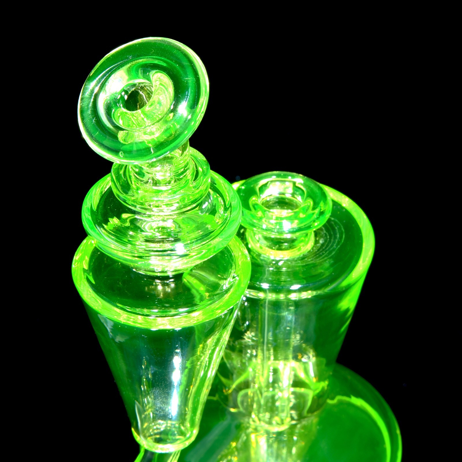 Captn Cronic Glass UV ReactiveIon RBR recycler banger Boro Heady Art Slurper rig