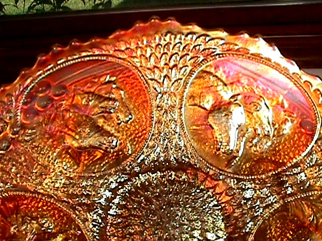 “HORSE MEDALLION” 7 5/8″ FLAT PLATE DARK MARIGOLD CARNIVAL GLASS BY: FENTON