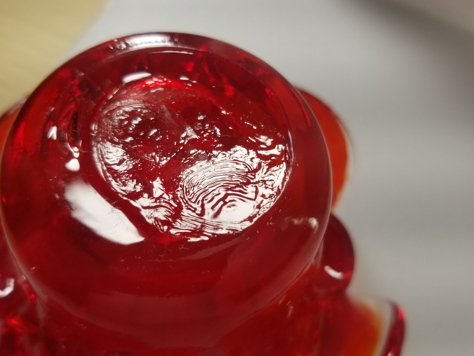 Art Glass * Pedestal Flower Tall Ashtray/Bowl Red * Cased glassroom * 4″ 070