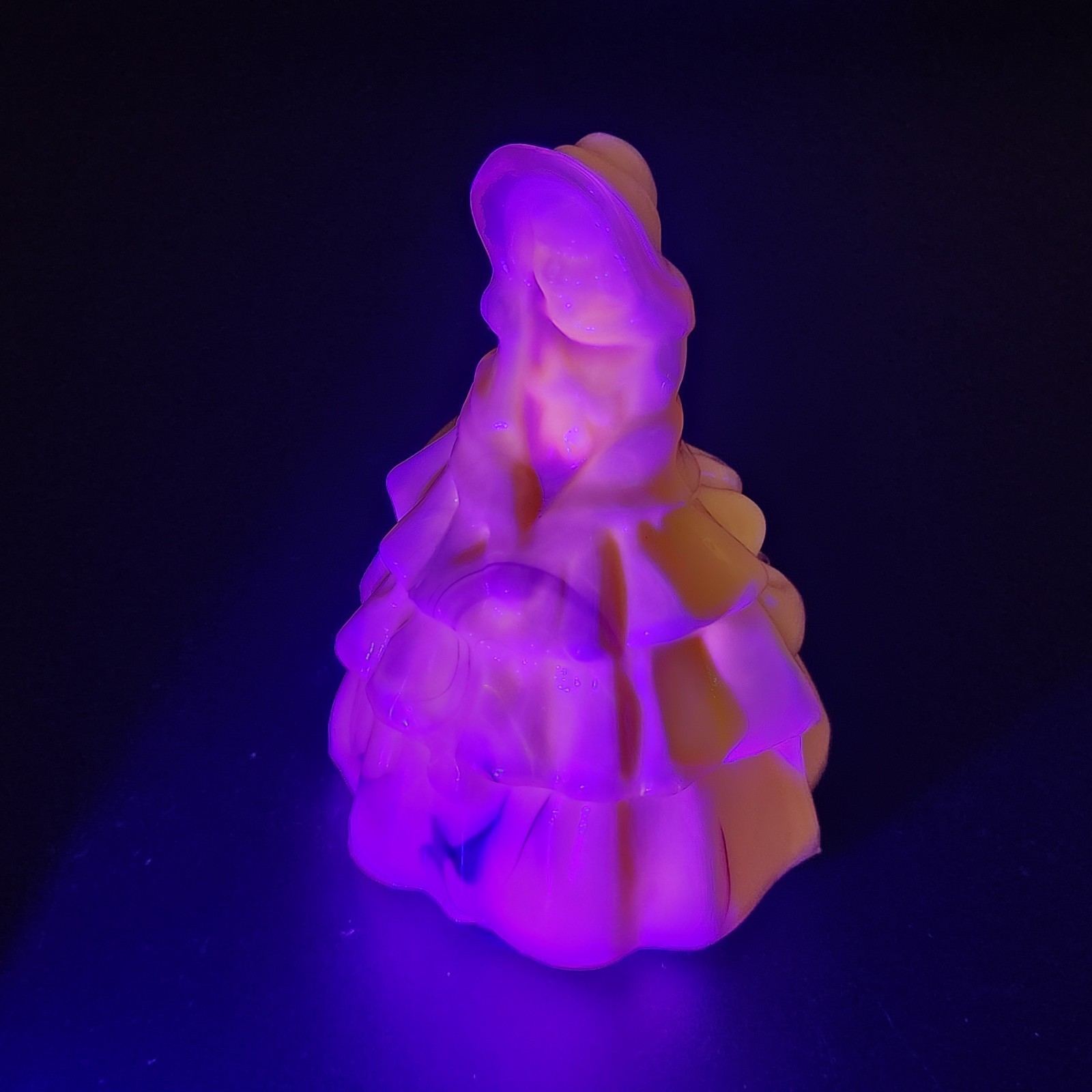 Boyd Art Glass Yellow Colonial Lady Louise Doll Figurine Zack Boyd Slag UV GLOWS