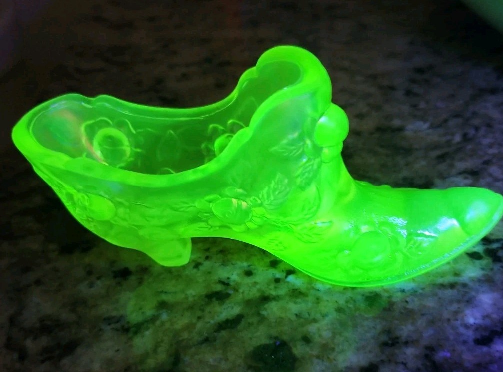 Fenton Glass Opalescent Vaseline Iridized Satin Glass Slipper W/ Roses Glows!