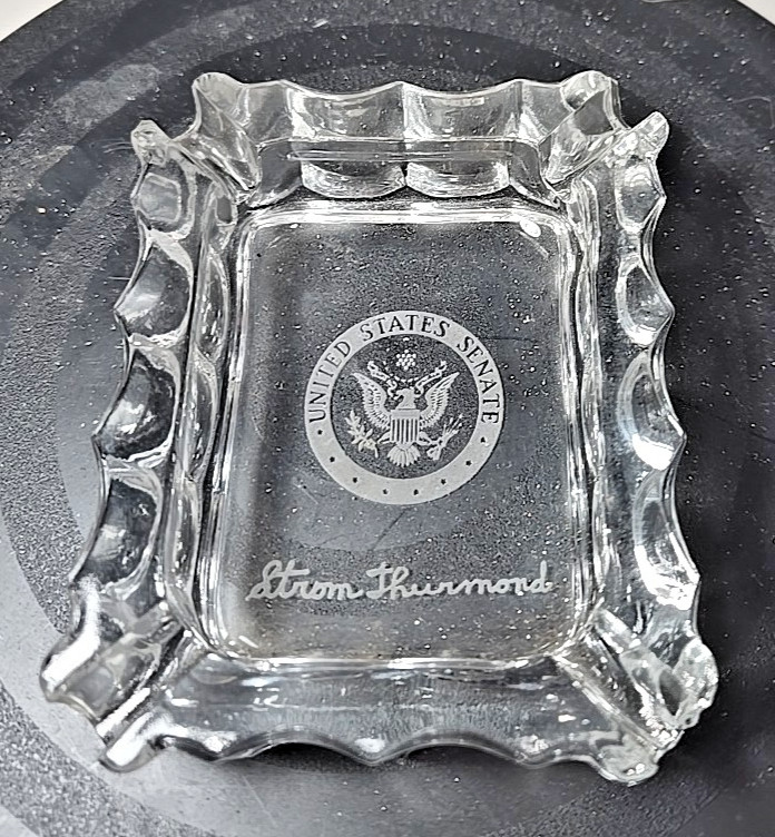 FOSTORIA GLASS Government United States SENATE Seal ASHTRAY Circa 1960-1976