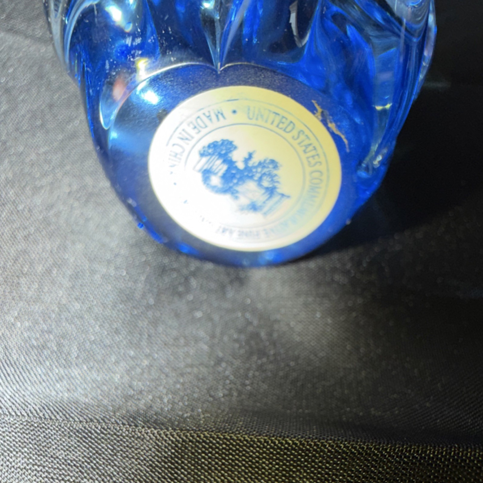 United States Commemorative Gallery Blue Glass Bear Art Glass Figurine USA