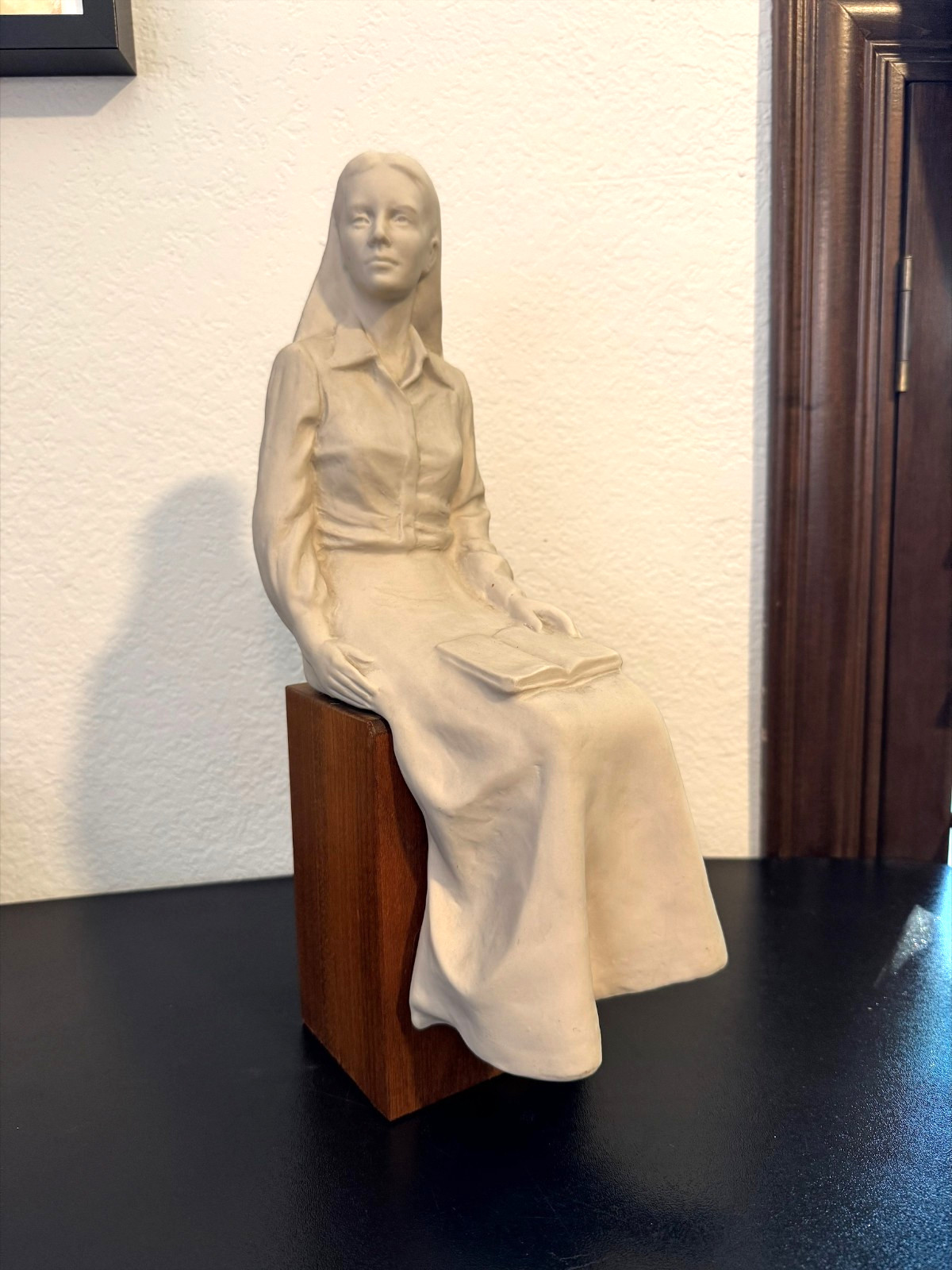 Beautiful 15″ Signed Female Figure Sculpture Seated Woman w/ Book – Wood Base