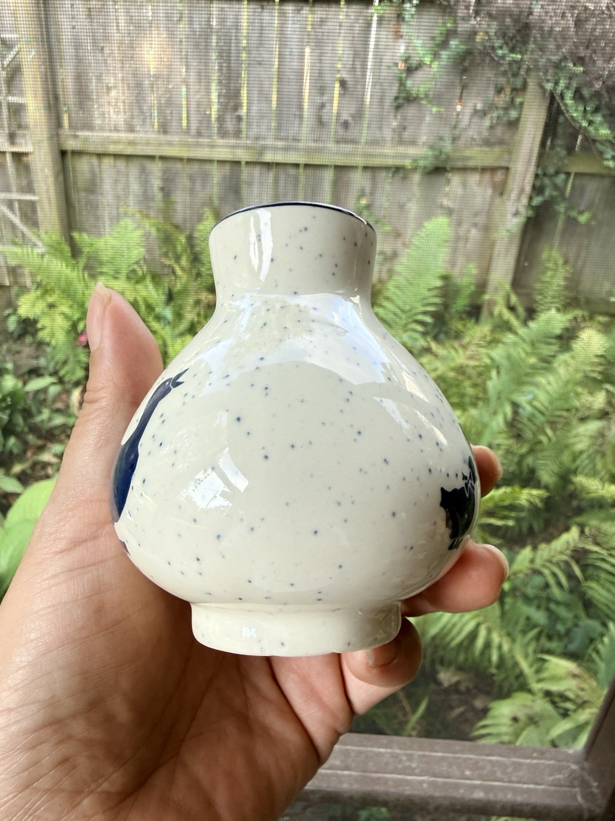 Cute VTG Ceramic Speckled Duck Bud Vase Cream & Blue Glossy Finish, 3.5 in Tall