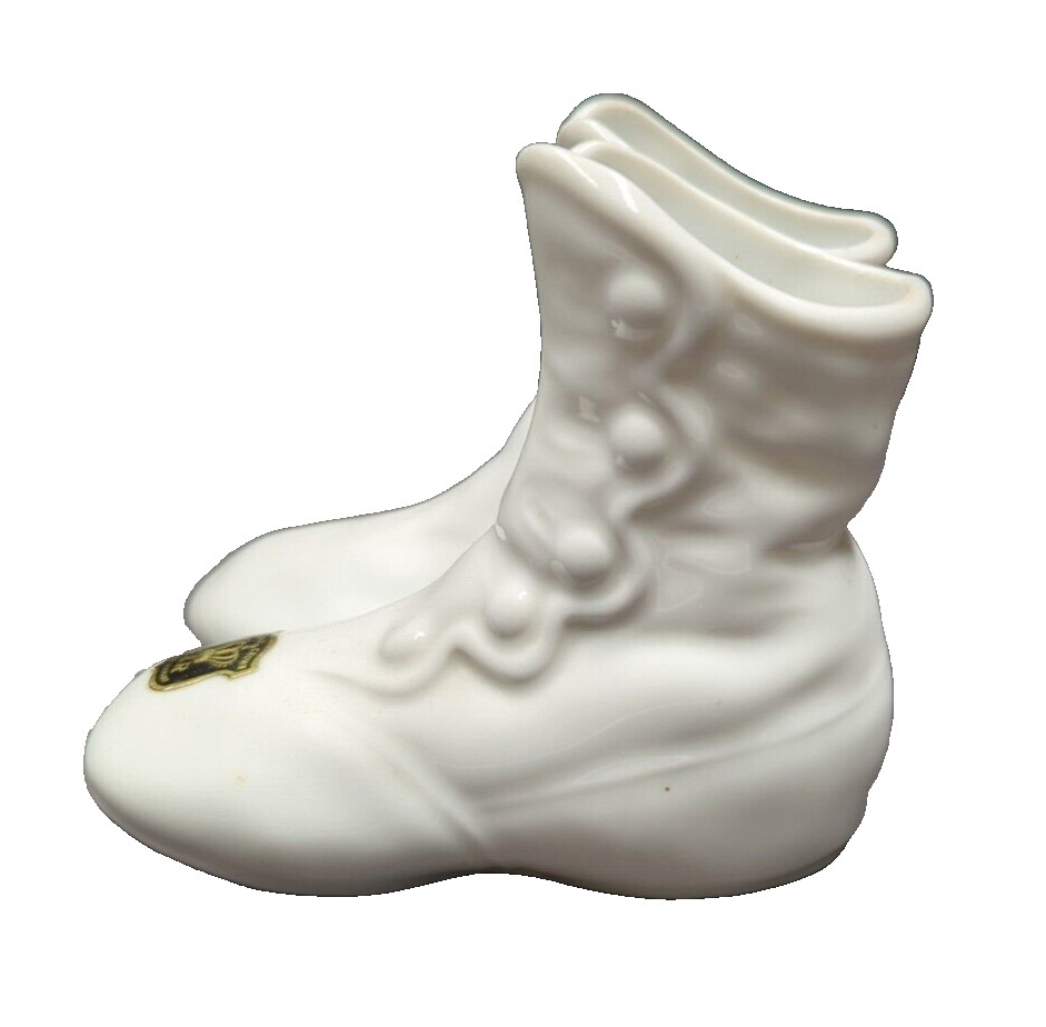 Small Planter Bavaria W Germany White Button Shoes Crown E & R Gerold Porzellan