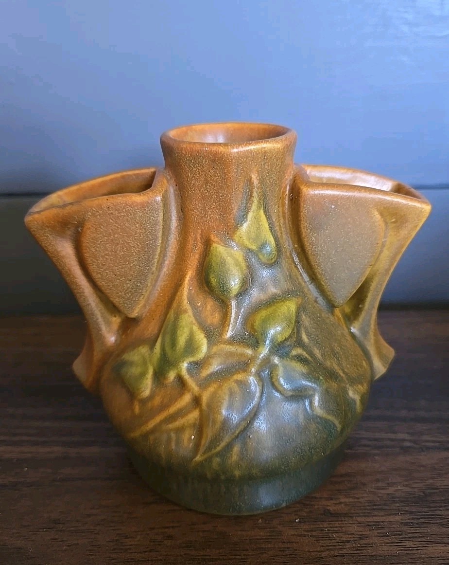 Roseville Clematis Brown 1944 Vintage Art Pottery Ceramic Flower Frog 50