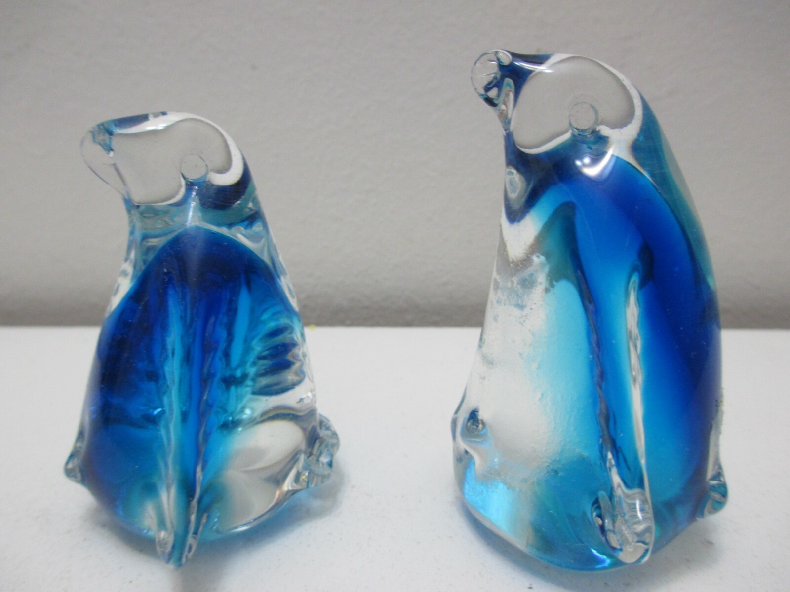 U.S. Commemorative Fine Arts Gallery Glass Penguin Figurines PAIR Aqua Blue