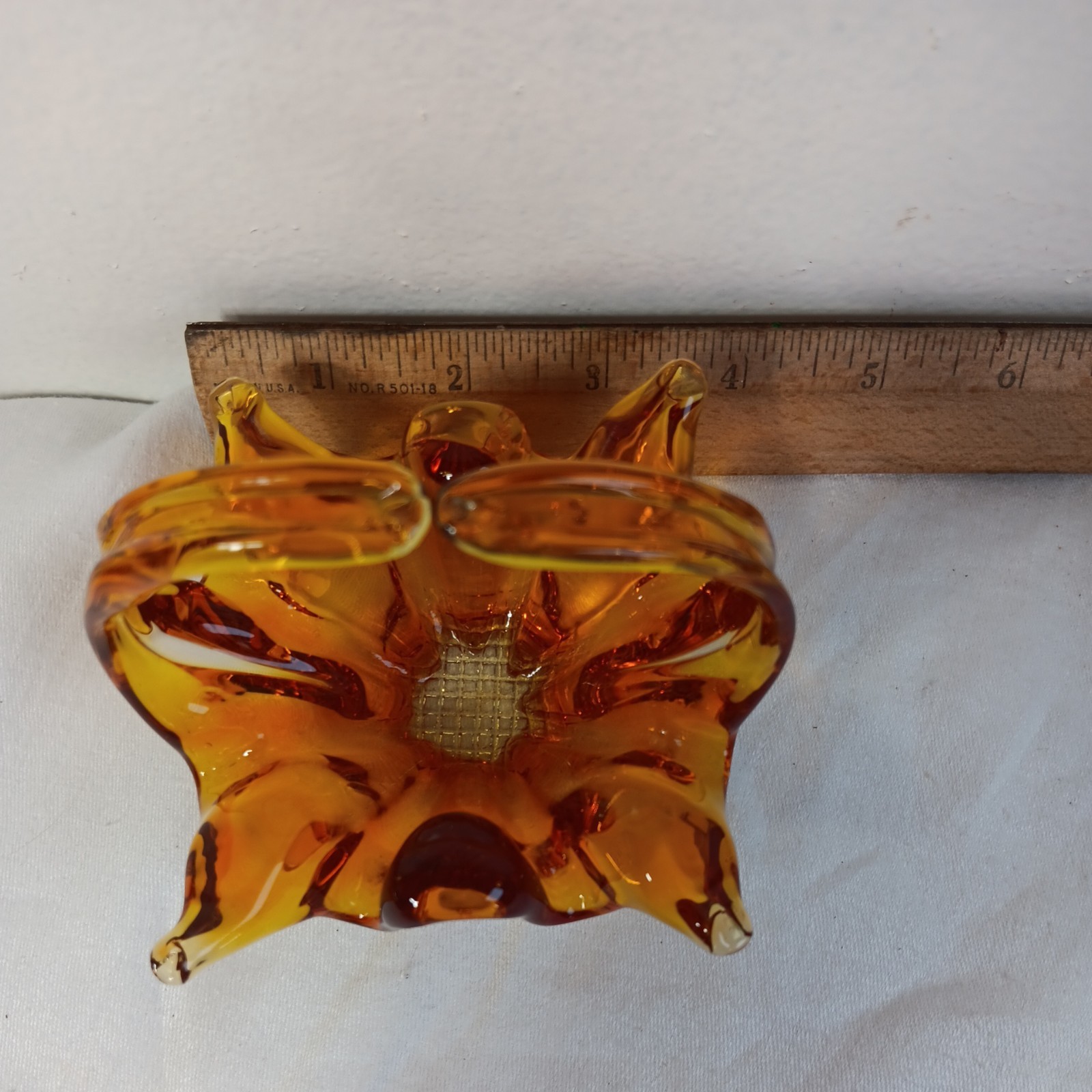 Beautiful Amber Chalet Art Glass Trinket Basket 3.5″H Cadmium Glow