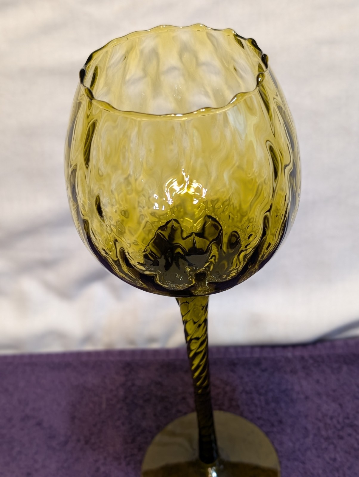 Vintage Empoli 10 3/4″ Tall Green Twisted Stem Art Glass Candle Holder Italy MCM