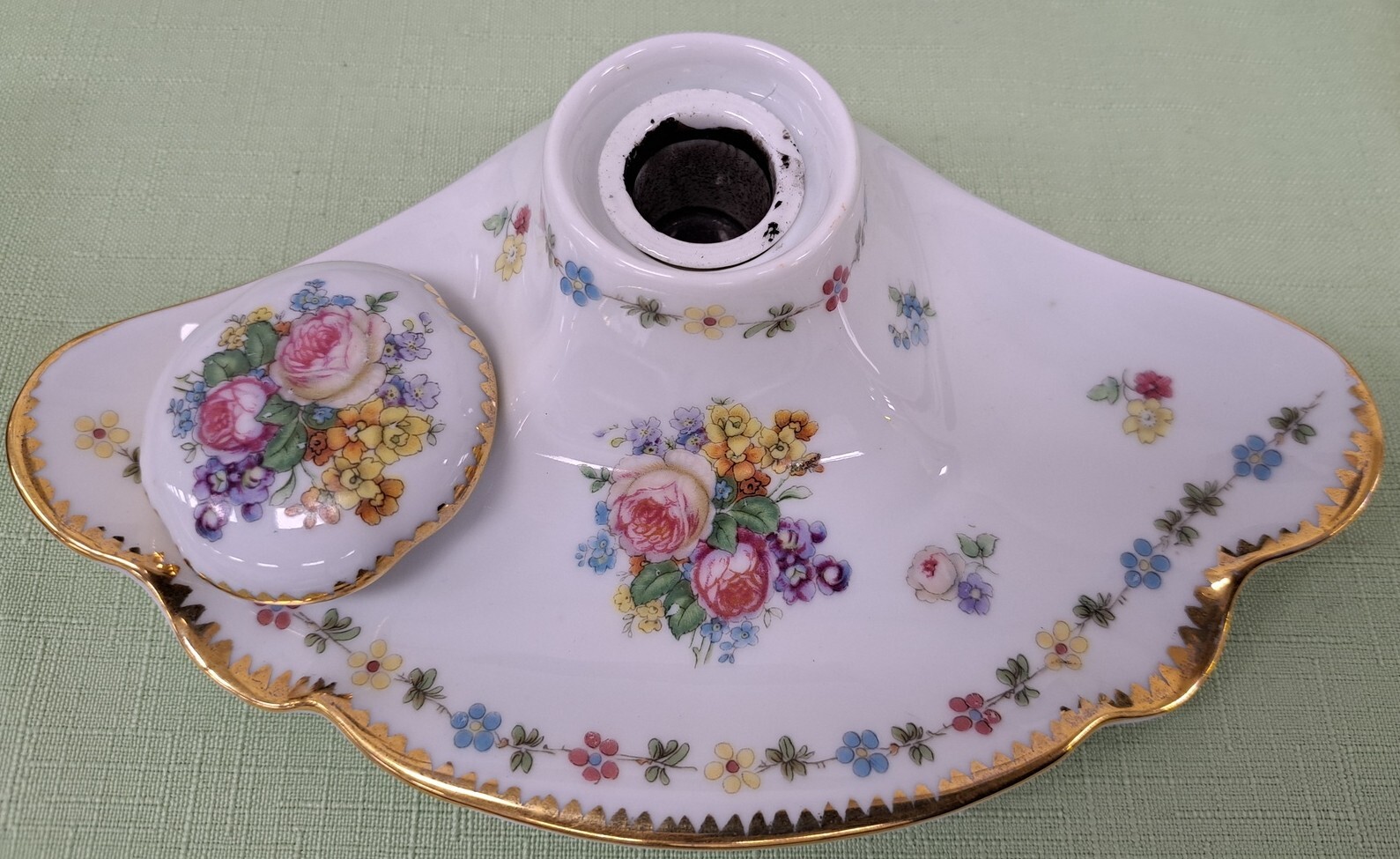 Germany Porcelain INKWELL Floral Pattern 20th Century 1900s 7.5″ x 4.75″ x 2.25″