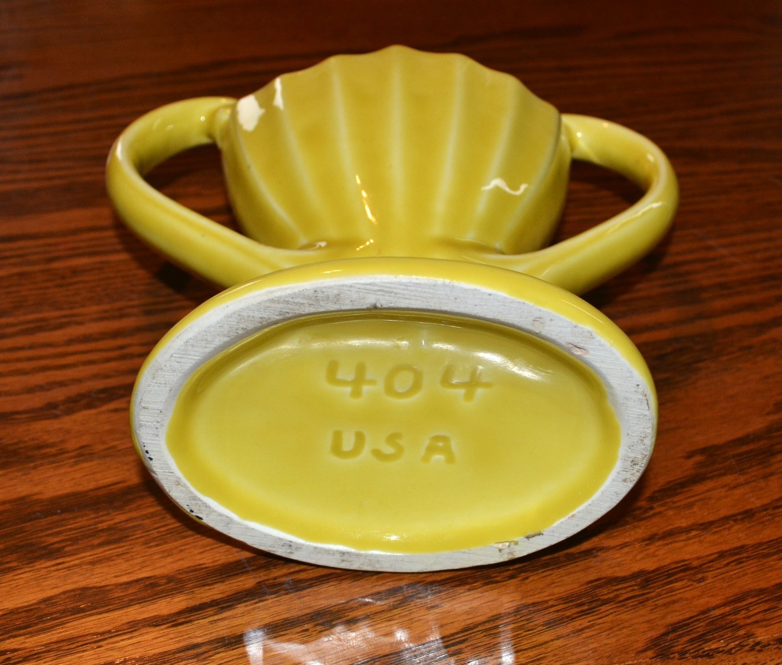 Camark Pottery yellow Double-Handle Trophy Vase- midcentury