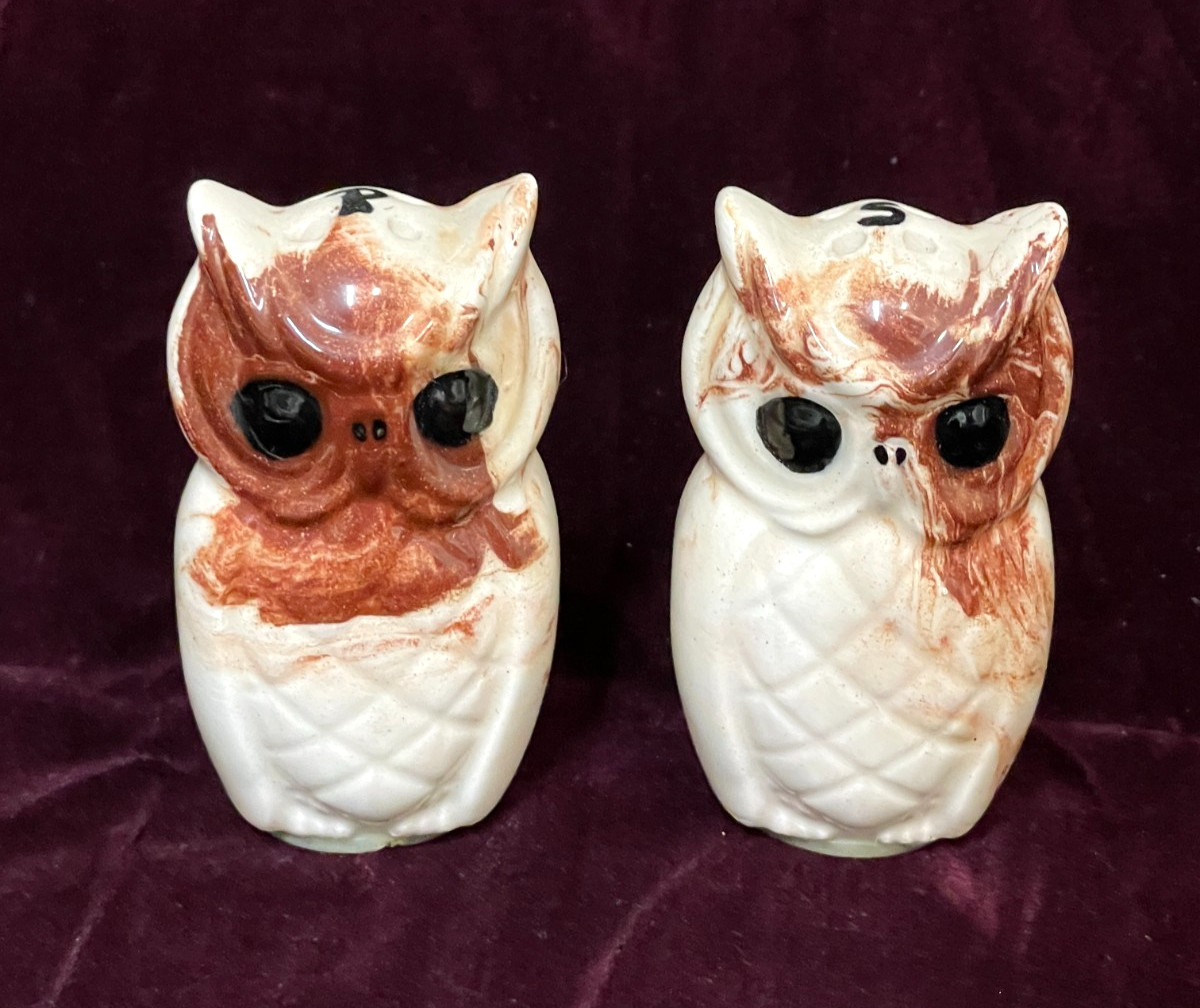 A Pair of Sitka Clay Alaska Brown and Cream Owl Salt and Pepper Shakers Signed