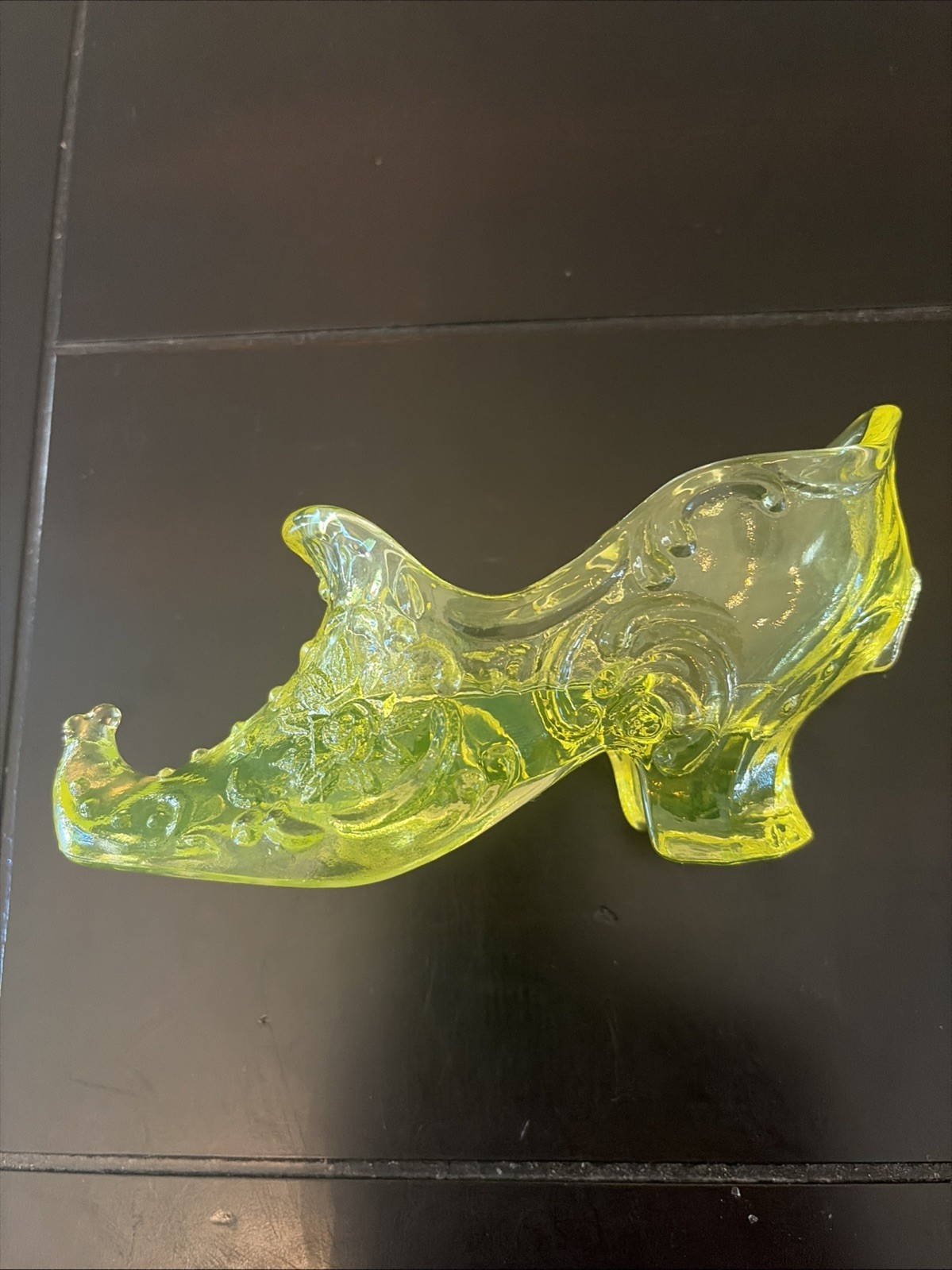 Mosser Topaz Vaseline Uranium Rose Slipper Shoe Figurine 6″ UV Glow VTG