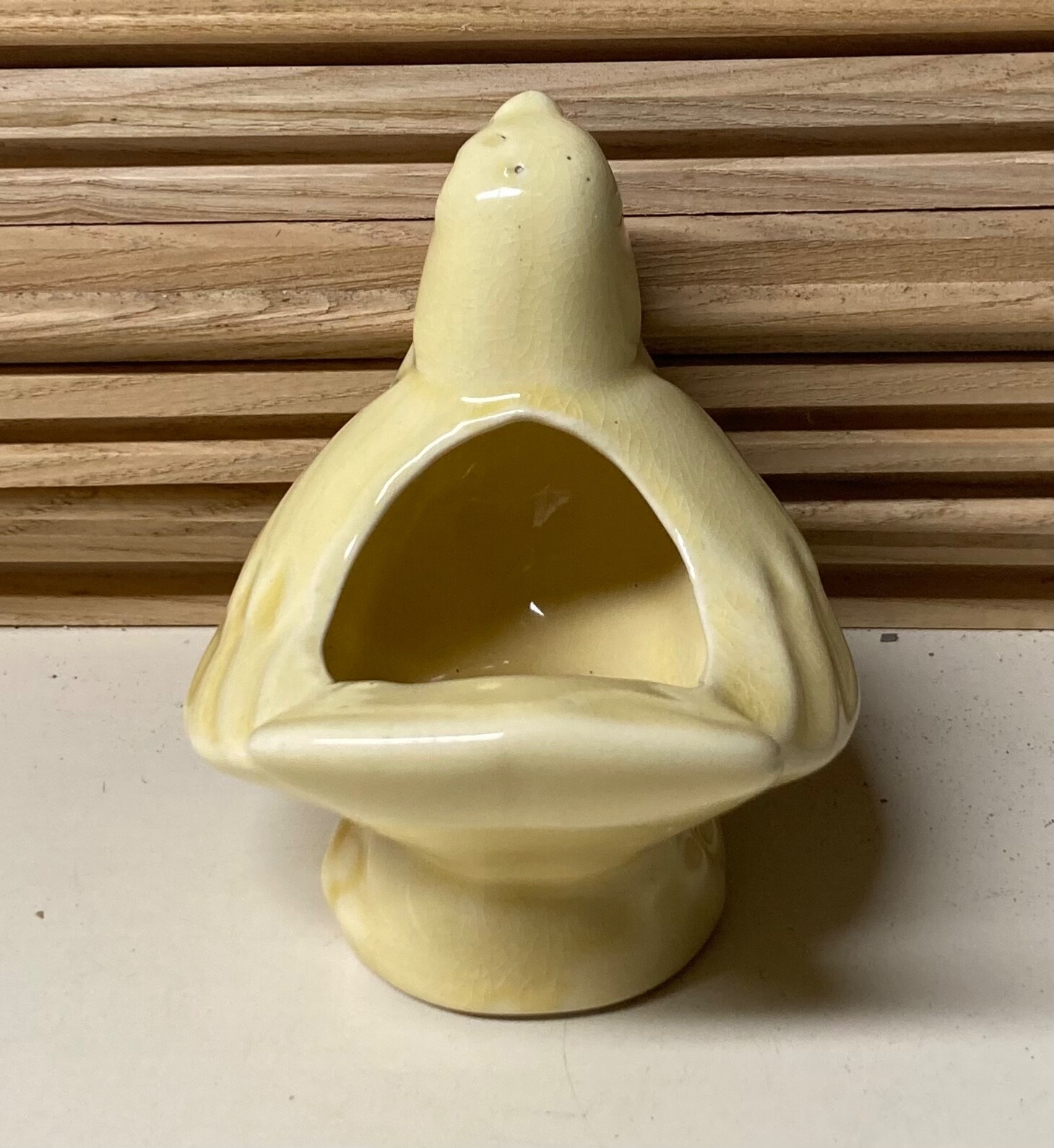Vintage Nelson McCoy Art Pottery Small Singing Robin Bird Planter Yellow 4 1/4″
