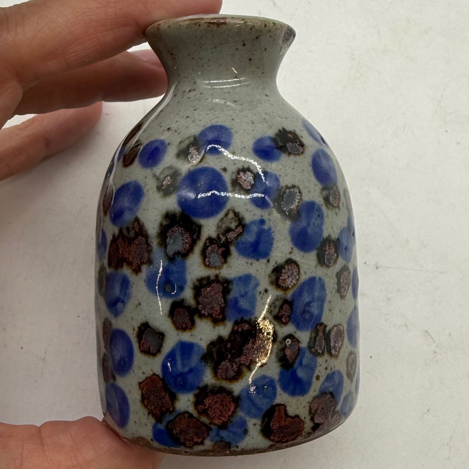 Knobler Japan Studio Pottery Bud Vase Blue Brown Polka Dot Stoneware MCM 4 inch