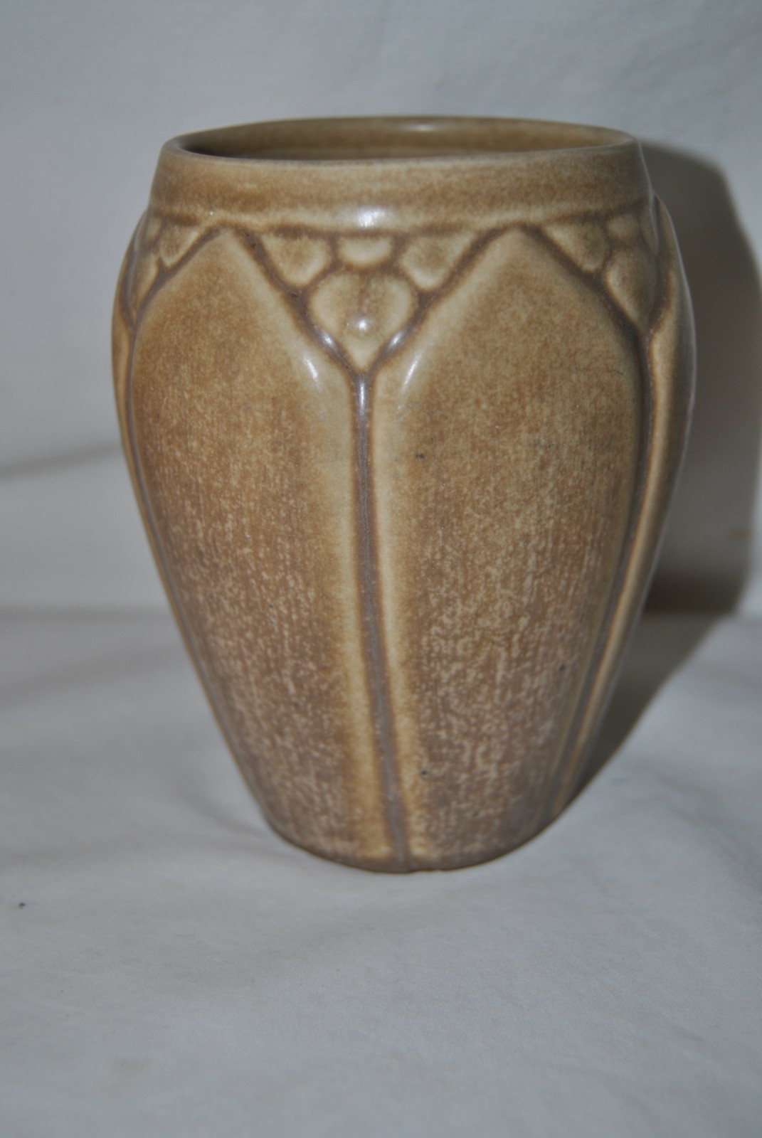 Rookwood Matte Brown Vase With Blue Inside On The Bottom 1939 Shape #2090