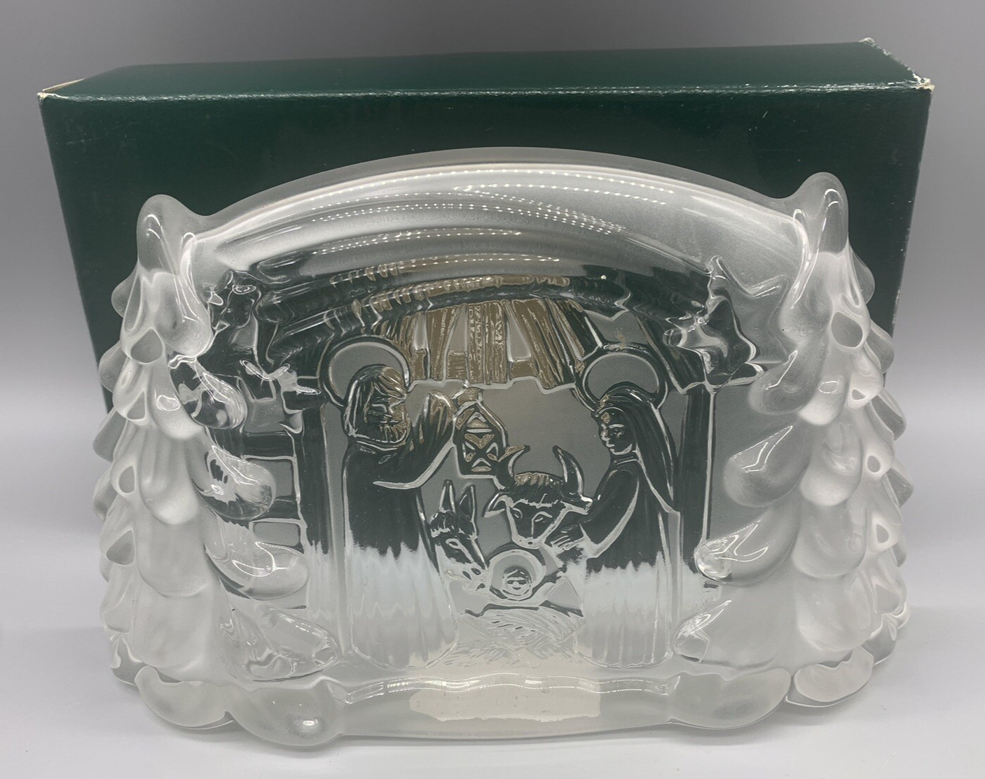 MIKASA Nativity Glass Sculpture Crystal 8 3/4 L x 5.5″ Germany with Box