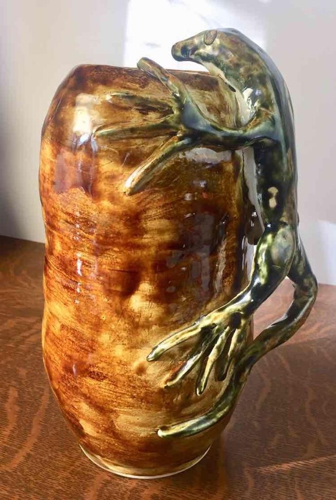 Vintage Salamander Lizard Majolica Ceramic Art Pottery Vase Marked R.C.T. ’09